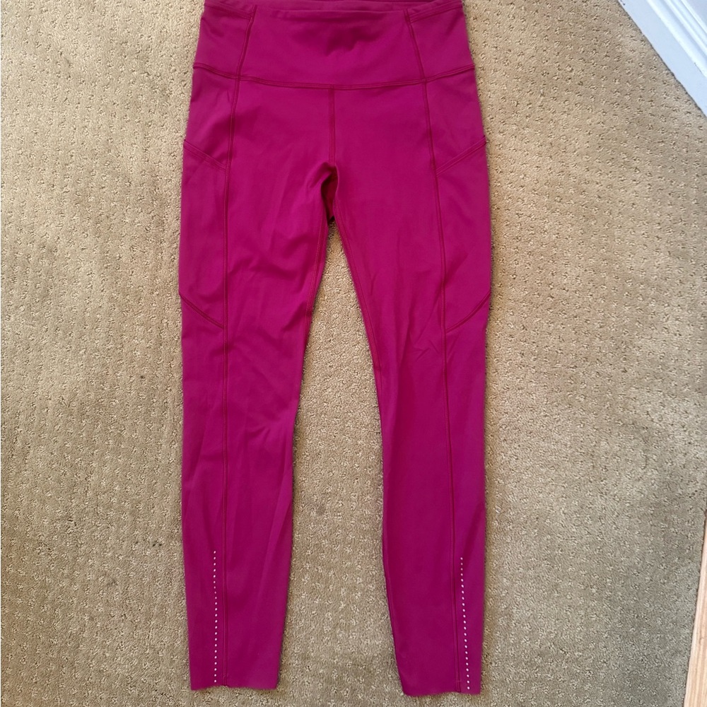 Lululemon Fast & Free 7/8 Tight II *Nulux 25" Color: Star Ruby Size: 6 - Picture 6 of 16